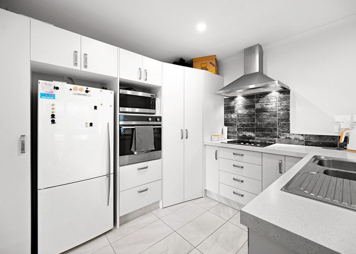  at 22 Ladeira Place, Fitzroy, Hamilton, Waikato