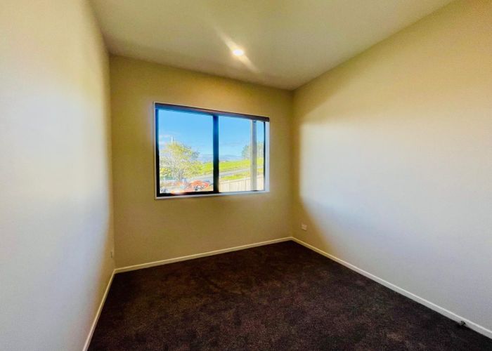  at 1/72 Koromeke Street, Flat Bush, Manukau City, Auckland