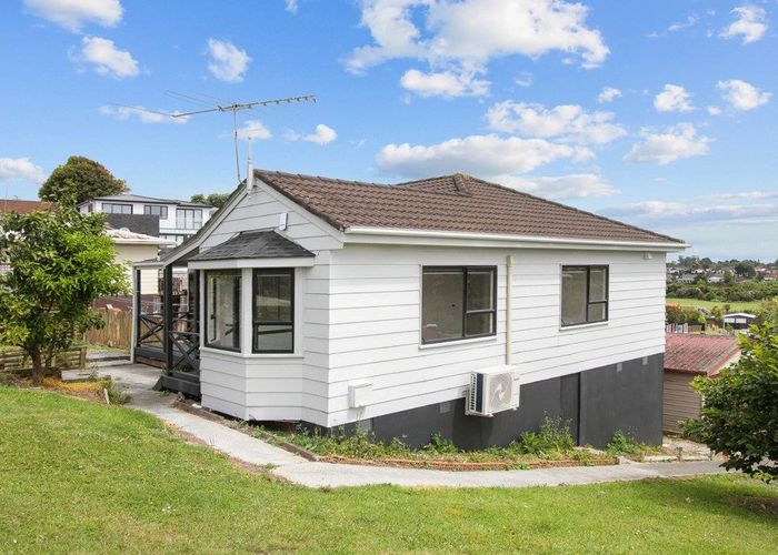  at 46 Peverill Crescent, Papatoetoe, Auckland