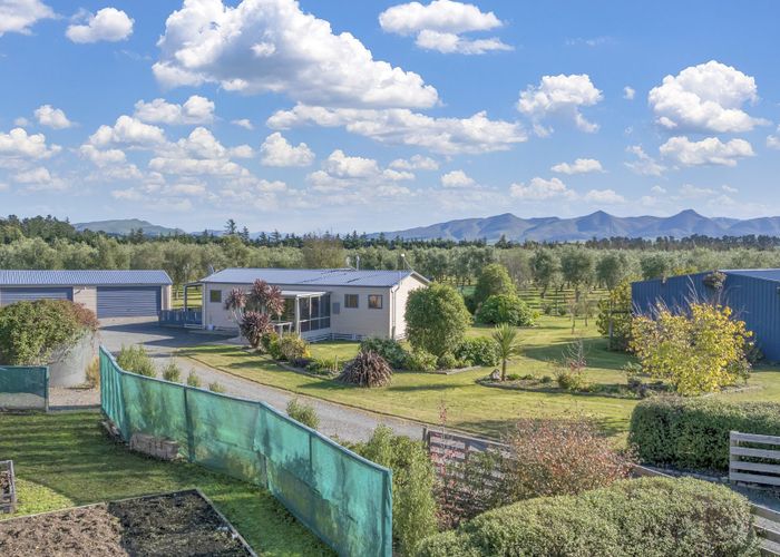  at 327 Georges Road, Amberley, Hurunui, Canterbury