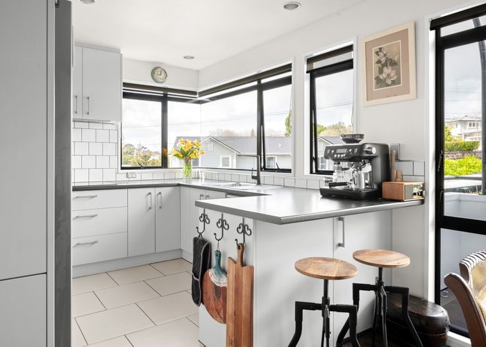  at 2A Edgecumbe Street, Whitiora, Hamilton, Waikato