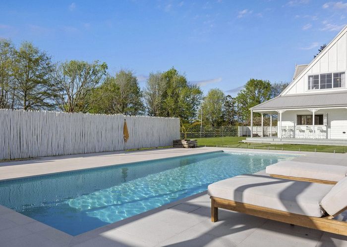  at 161 Monument Road, Clevedon, Clevedon