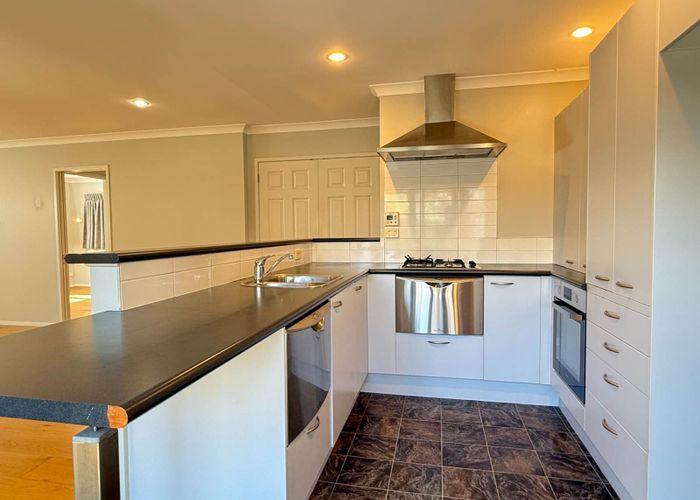  at 4C Rewiti Avenue, Takapuna, Auckland