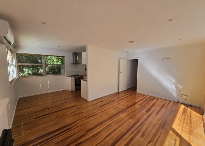  at 38 Catherine Crescent, Paparangi, Wellington, Wellington