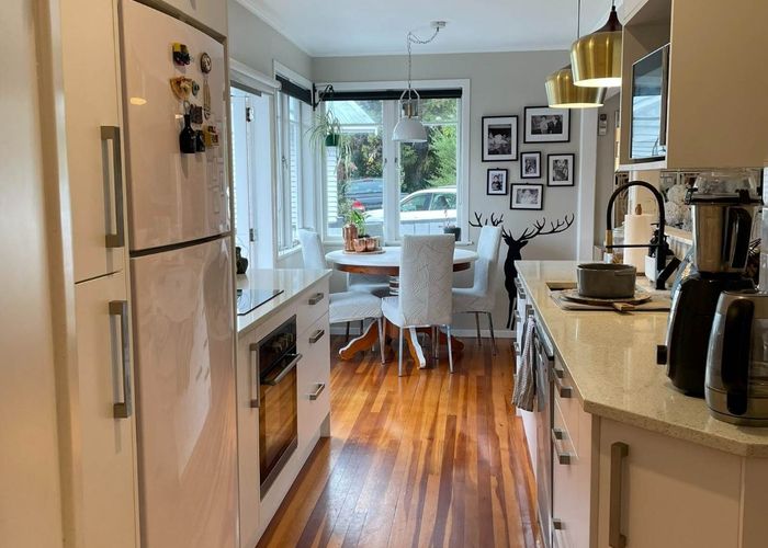  at 105 Sturges Road, Henderson, Waitakere City, Auckland