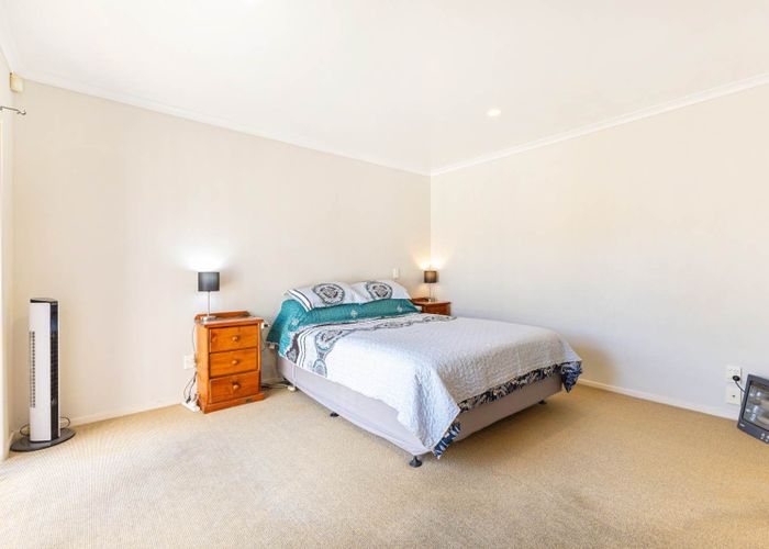  at 15 Chapletown Drive, East Tamaki, Auckland