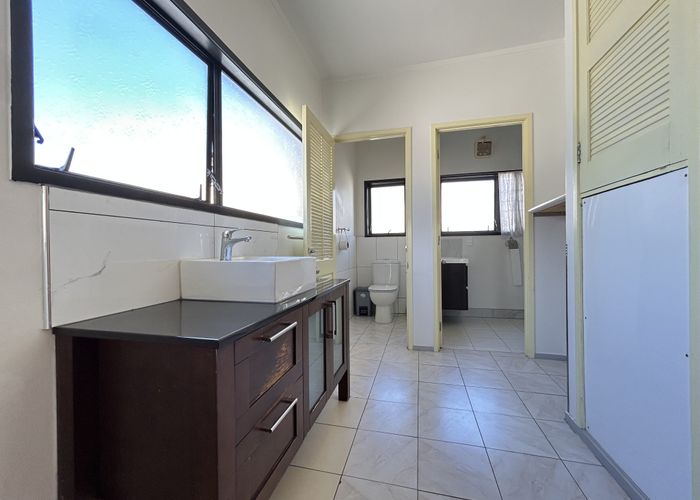  at 49 High Street, Otahuhu, Auckland