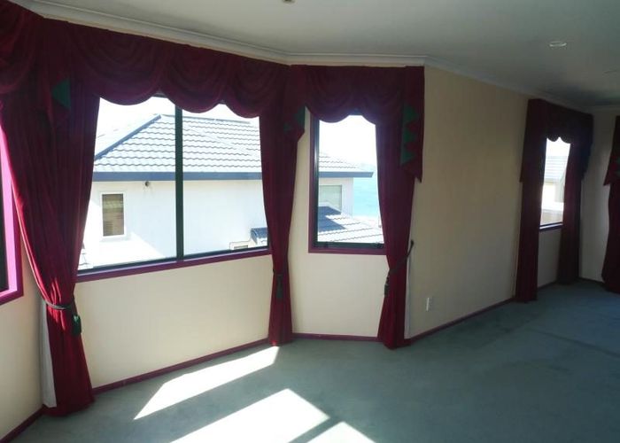  at 11 Bennett Grove, Newlands, Wellington, Wellington