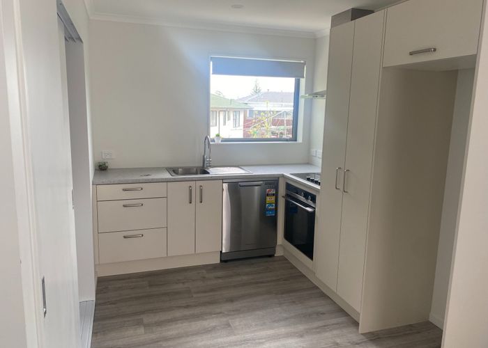  at 32a Gainsborough Street, Manurewa, Manukau City, Auckland