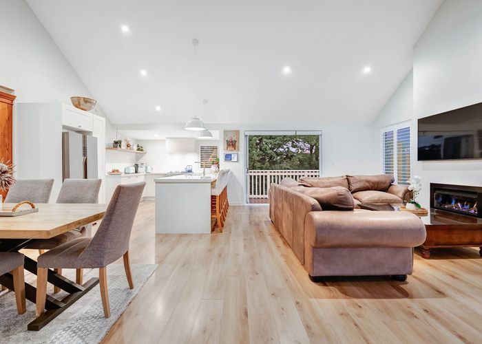  at 6 Parkview Drive, Gulf Harbour, Rodney, Auckland