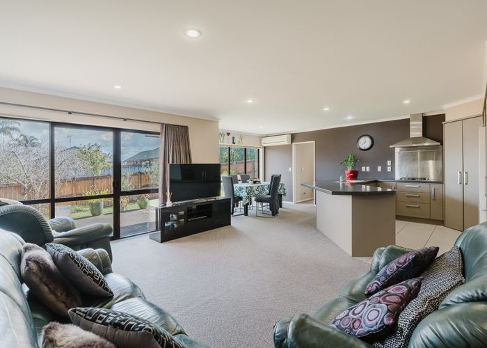  at 25 The Dales, Dinsdale, Hamilton, Waikato