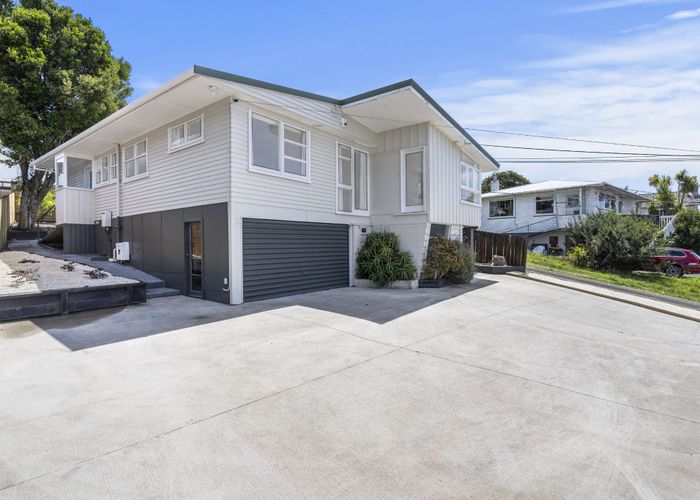  at 1/23 Park Road, Glenfield, Auckland