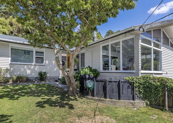  at 131 Awarua Street, Ngaio, Wellington