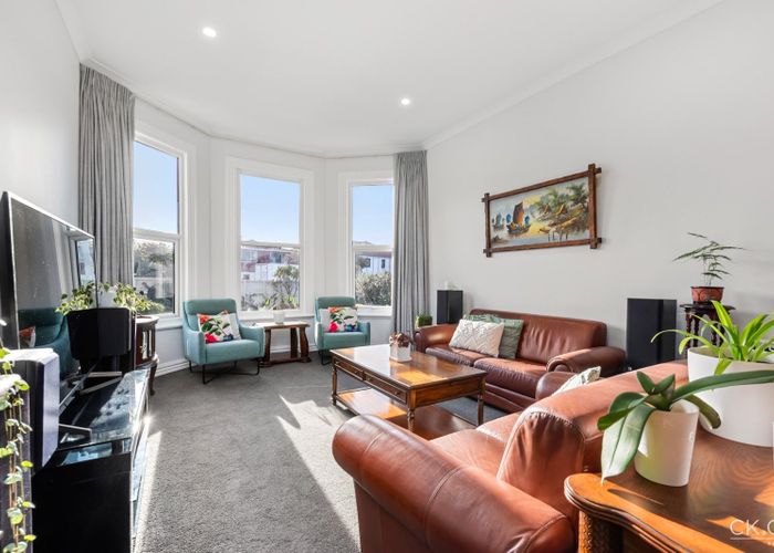 at 82 Knights Road, Lower Hutt, Lower Hutt, Wellington
