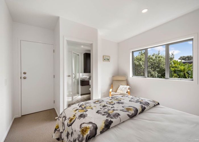  at 54/21 Hunters Park Drive, Three Kings, Auckland