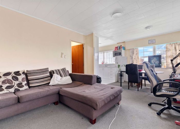  at 1/28 Alfriston Road, Manurewa East, Manukau City, Auckland