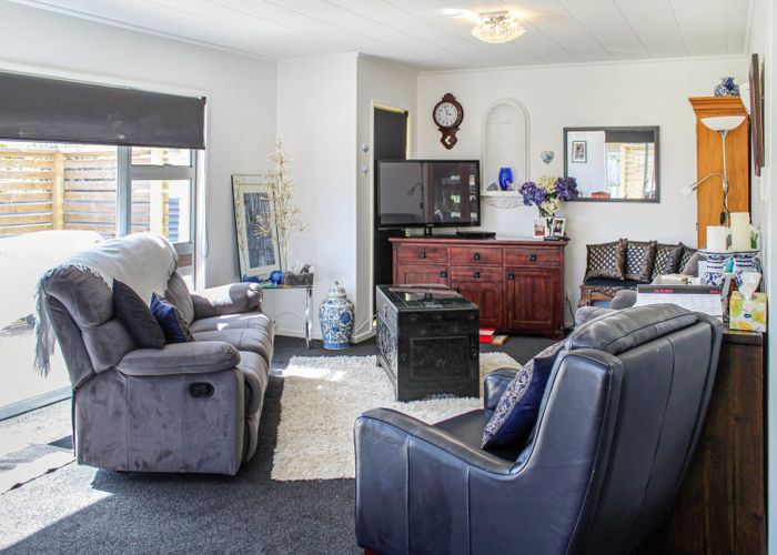  at 8A Bruce Place, Highbury, Palmerston North