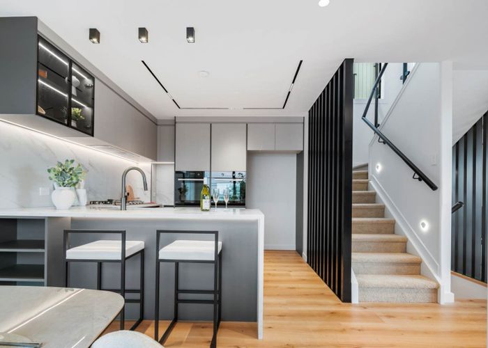  at 2F Rangitoto Terrace, Milford, North Shore City, Auckland