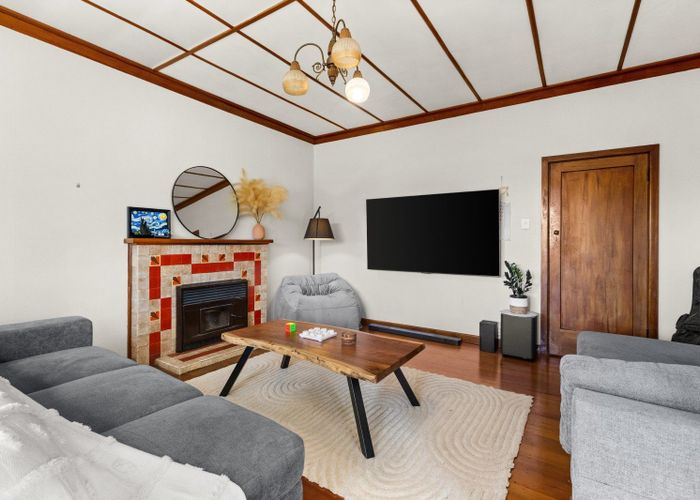  at 1026 Frederick Street West, Mahora, Hastings, Hawke's Bay