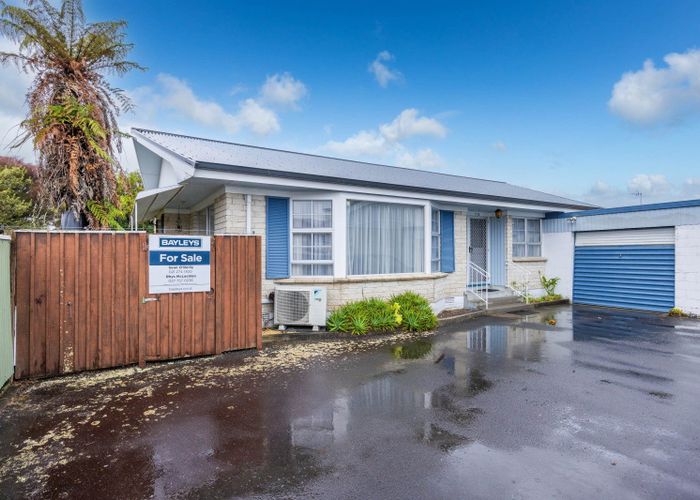 at 2/1130 Heaphy Terrace, Fairfield, Hamilton