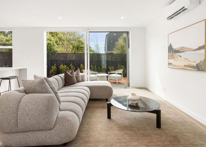  at 196-198 Main Road, Redcliffs, Christchurch City, Canterbury