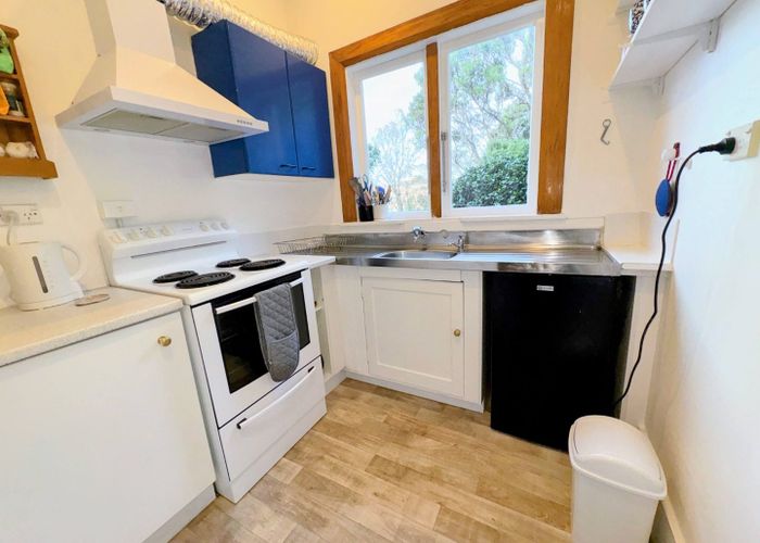  at 72B Kelburn Parade, Kelburn, Wellington, Wellington