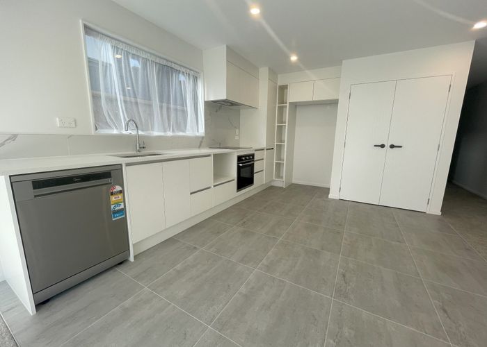  at 47c Riverton Drive, Randwick Park, Manukau City, Auckland