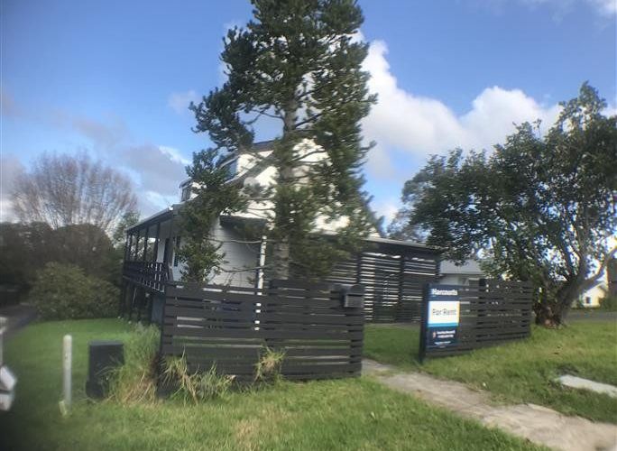  at 36A Cyclarama Cres, Massey, Waitakere City, Auckland