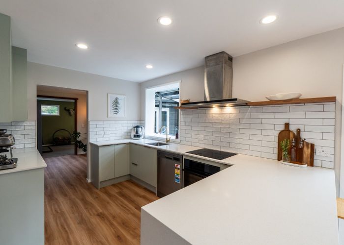  at 10 Mahuri Road, Otatara, Invercargill