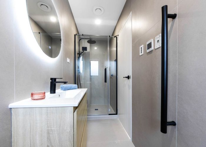  at 134 Mokoia Road, Chatswood, North Shore City, Auckland