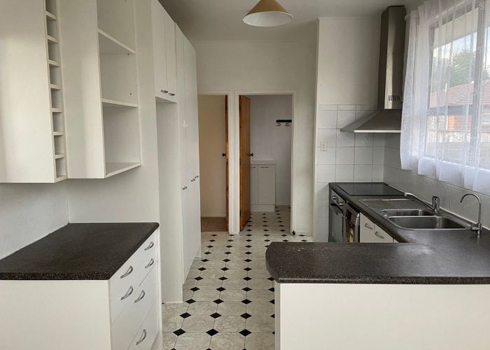  at 5 Damson Place, Bucklands Beach, Manukau City, Auckland