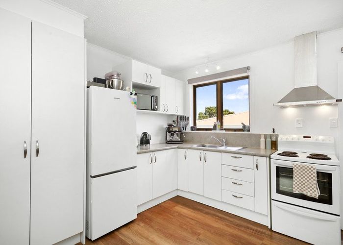  at 2A Laurel Grove, Maungaraki, Lower Hutt, Wellington