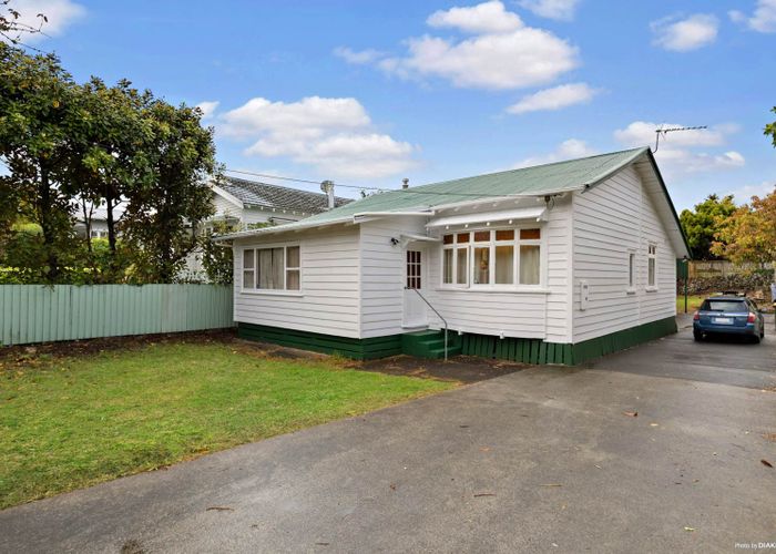  at 56 Ellerton Road, Mount Eden, Auckland