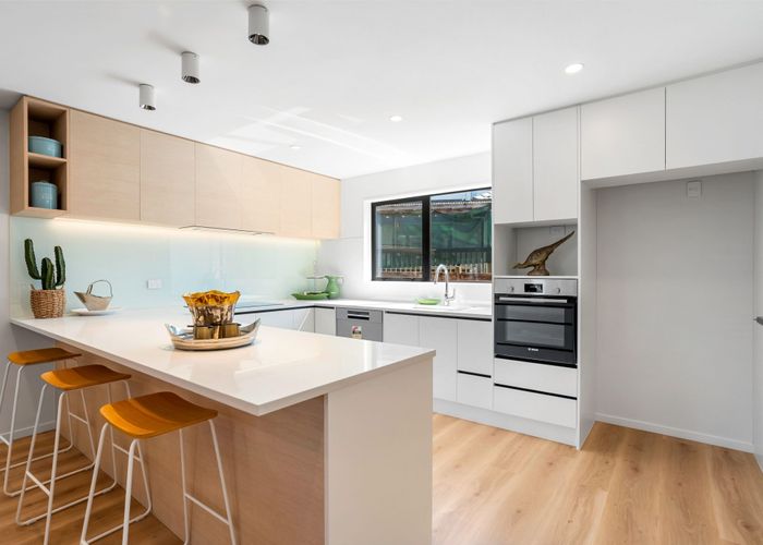  at 9/26 Morton Avenue, Forrest Hill, North Shore City, Auckland