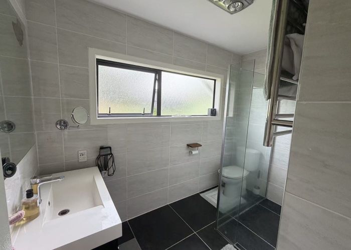  at 26 Philson Terrace, Browns Bay, North Shore City, Auckland