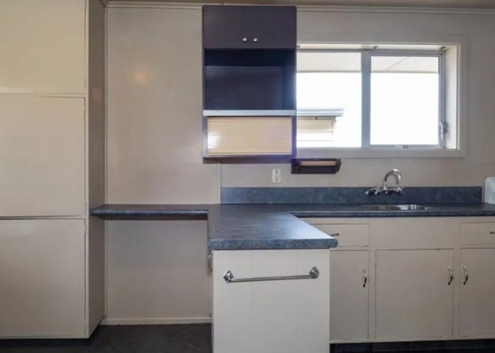  at 48 Chalmers Aveune, Hampstead, Ashburton, Canterbury