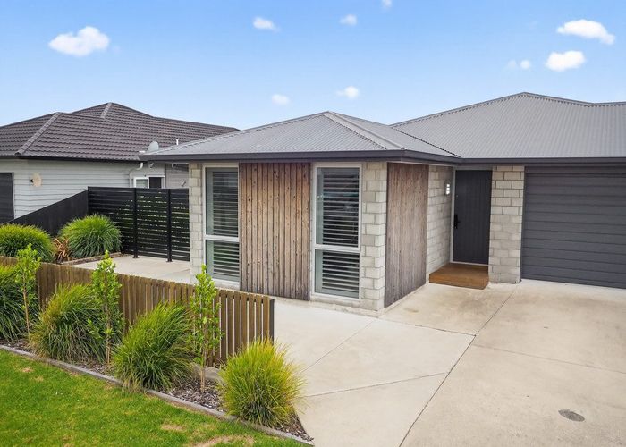  at 12 Te Kio Crescent, Papamoa, Tauranga, Bay Of Plenty