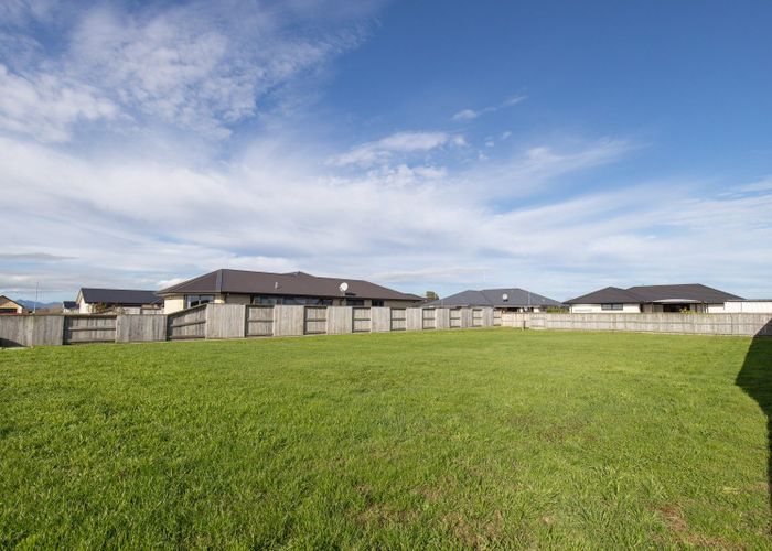  at 9 McWatters Drive, Ngatea, Hauraki, Waikato