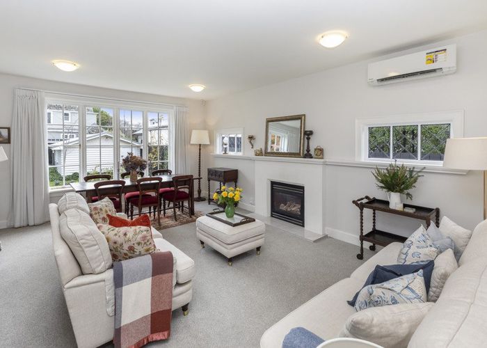  at 2 Royds Street, Fendalton, Christchurch City, Canterbury