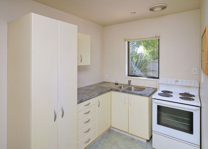  at 6/35 Walpole Street, Waltham, Christchurch