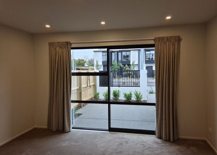  at 2/165 Cranford Street, St. Albans, Christchurch City, Canterbury