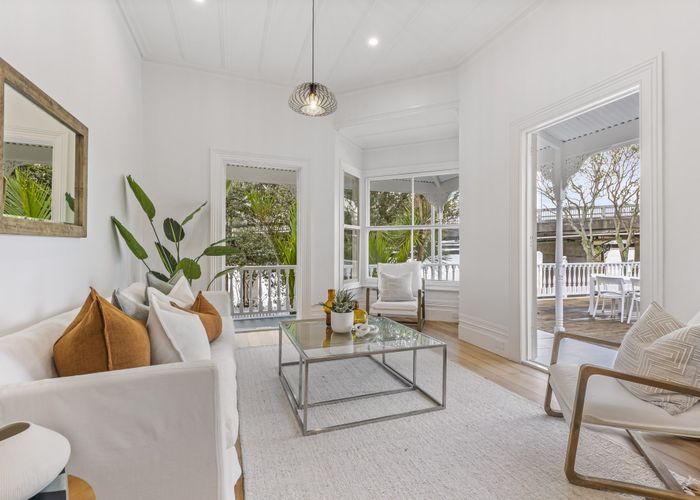  at 25 Princes Street, Northcote Point, North Shore City, Auckland