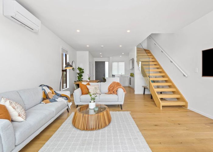  at 31/7 Stanley Avenue, Milford, North Shore City, Auckland