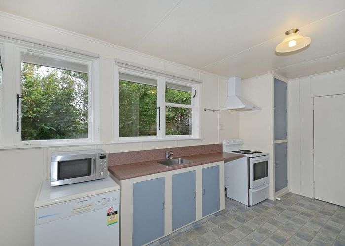  at 7b Hood Avenue, Heretaunga, Upper Hutt, Wellington