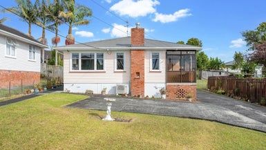  at 34 Kelwyn Road, Kelston, Auckland