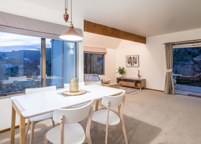  at 98A Creswick Terrace, Northland, Wellington