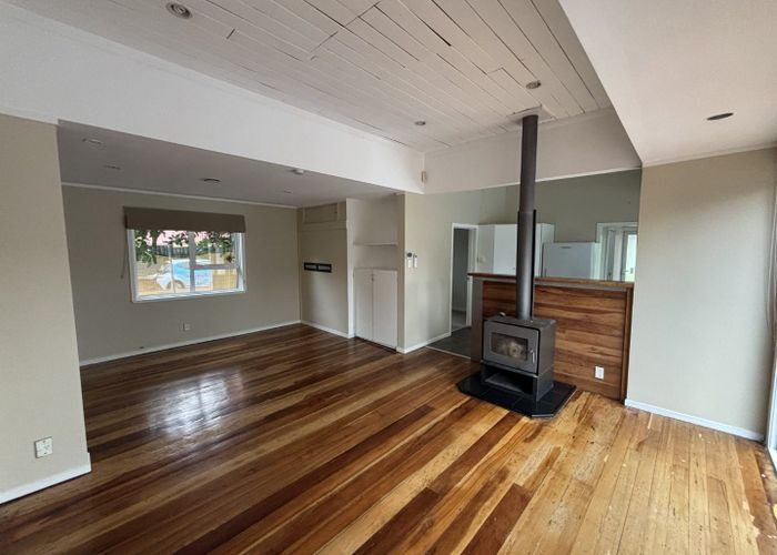  at 2 Te Pari Pari Road, Pukerua Bay, Porirua, Wellington