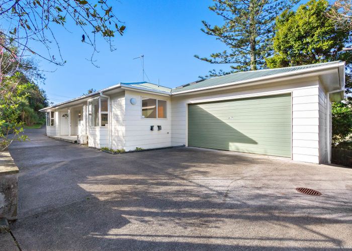  at 7 Roland Hill, Glen Eden, Auckland