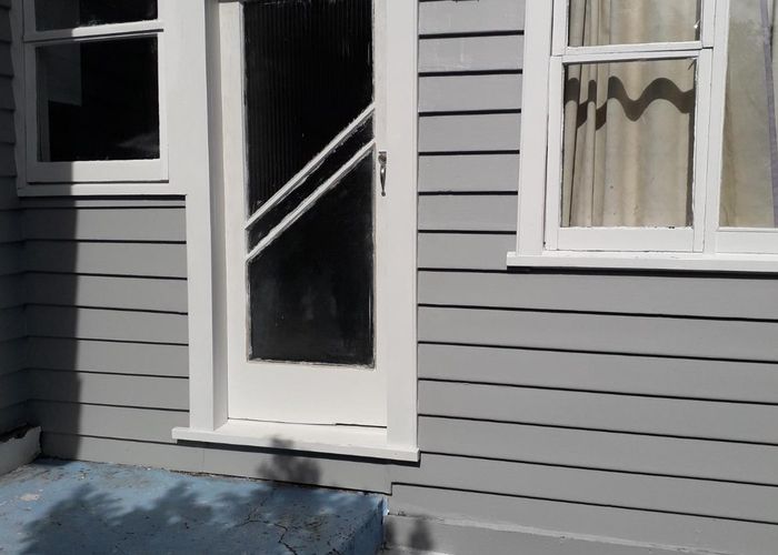  at 3/104 Onepu Road, Lyall Bay, Wellington, Wellington