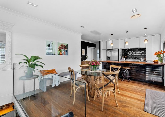  at 14 Temple Street, Meadowbank, Auckland City, Auckland